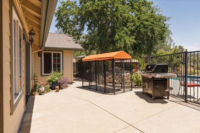 45740 Green Lake Court, Coarsegold, CA 93614