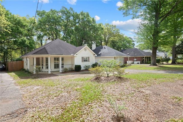 1055 Mcneil Avenue, Mobile, AL 36609