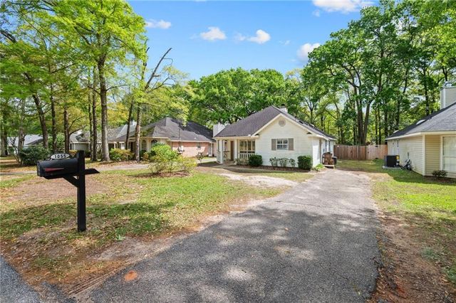 1055 Mcneil Avenue, Mobile, AL 36609