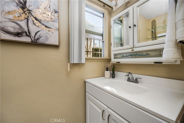 11552 Braddock Drive, Culver City, CA 90230