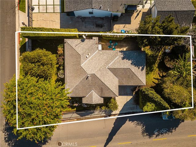 11552 Braddock Drive, Culver City, CA 90230