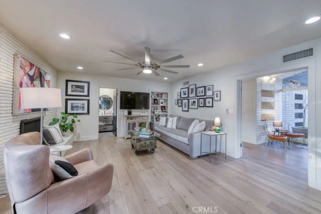 5385 N Van Ness Boulevard, Fresno, CA 93711
