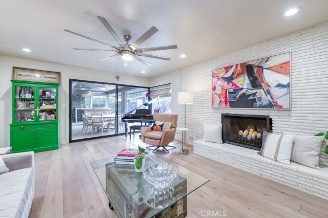 5385 N Van Ness Boulevard, Fresno, CA 93711