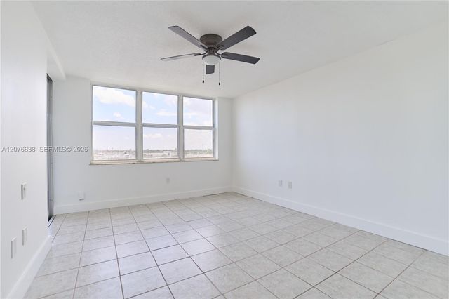 1750 NE 191st Street 829-4, Miami, FL 33179