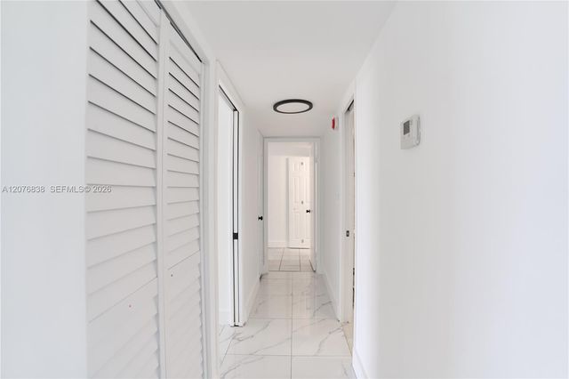 1750 NE 191st Street 829-4, Miami, FL 33179