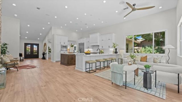 3310 N Mills Avenue, Claremont, CA 91711