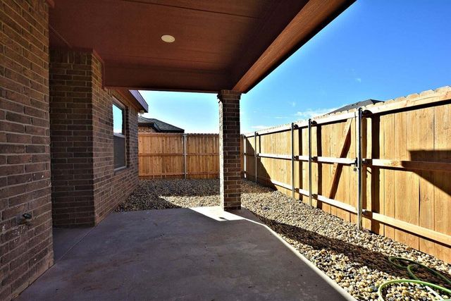 1211 N Essex Avenue, Lubbock, TX 79416