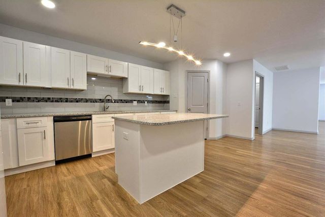 1211 N Essex Avenue, Lubbock, TX 79416