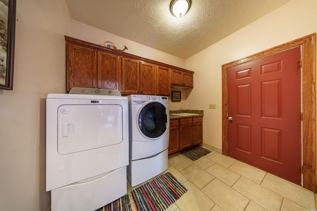 345 Backbone Road, Evening Shade, AR 72432