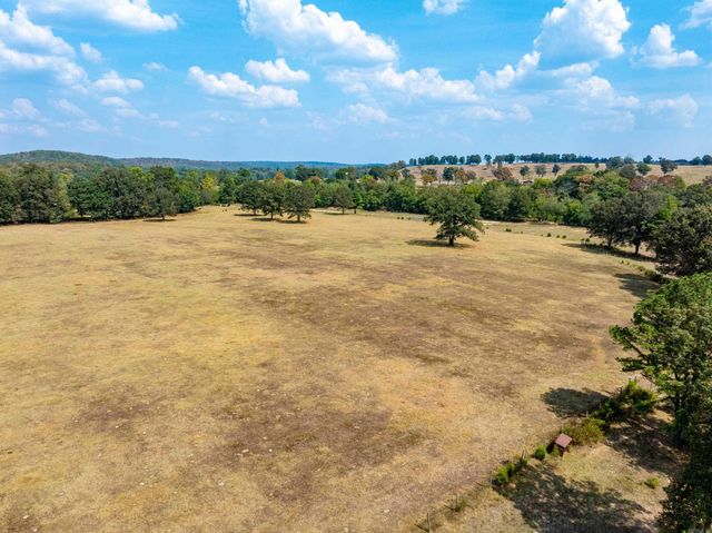 345 Backbone Road, Evening Shade, AR 72432