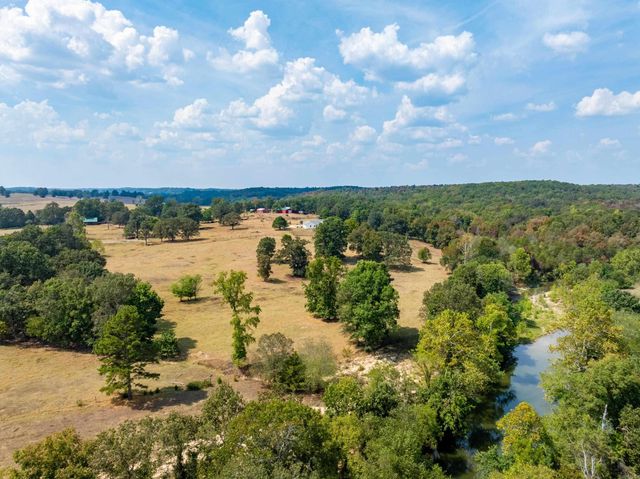 345 Backbone Road, Evening Shade, AR 72432