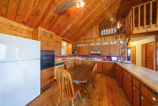 345 Backbone Road, Evening Shade, AR 72432