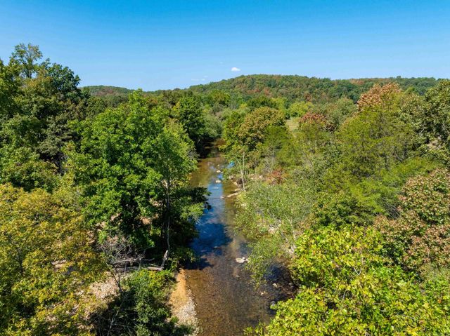 345 Backbone Road, Evening Shade, AR 72432