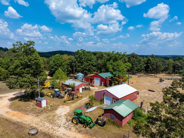 345 Backbone Road, Evening Shade, AR 72432