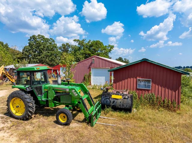 345 Backbone Road, Evening Shade, AR 72432