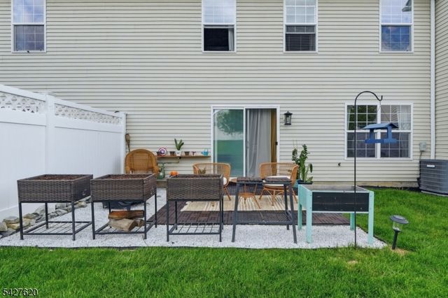 4 Mulberry Ln, Hardyston Twp., NJ 07419