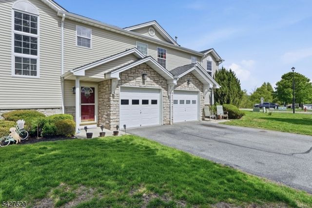 4 Mulberry Ln, Hardyston Twp., NJ 07419