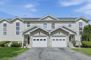 4 Mulberry Ln, Hardyston Twp., NJ 07419