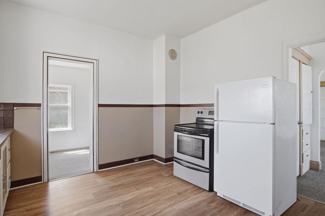 1017 W Fairview Ave, Spokane, WA 99205