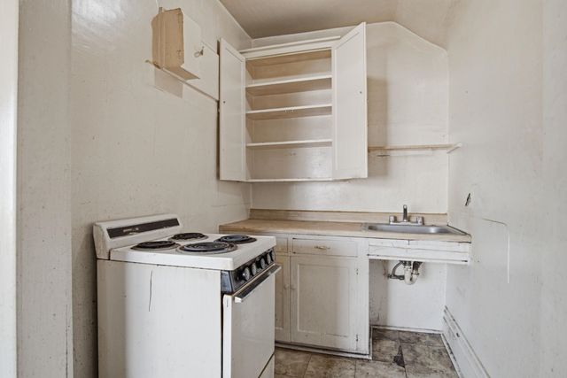 1017 W Fairview Ave, Spokane, WA 99205