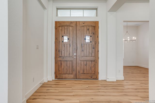 5240 Estates Oak Way, San Antonio, TX 78263