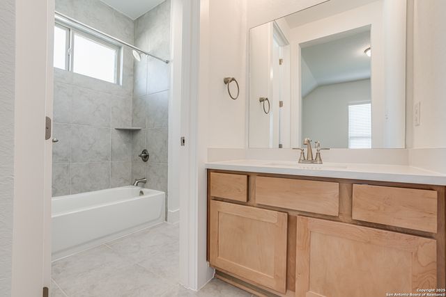 5240 Estates Oak Way, San Antonio, TX 78263