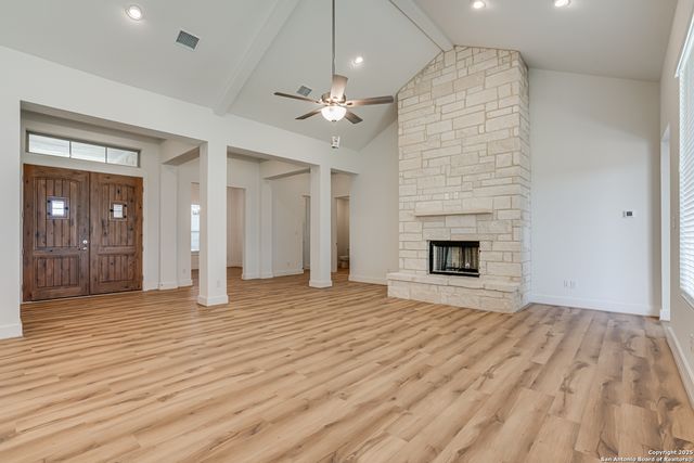 5240 Estates Oak Way, San Antonio, TX 78263