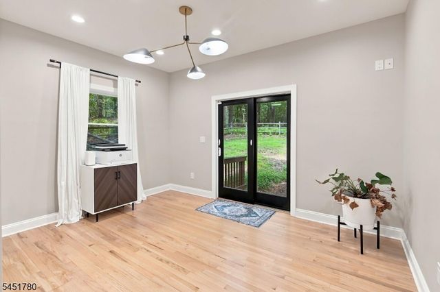 27 Sidney School Rd, Franklin Twp., NJ 08801