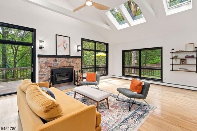 27 Sidney School Rd, Franklin Twp., NJ 08801