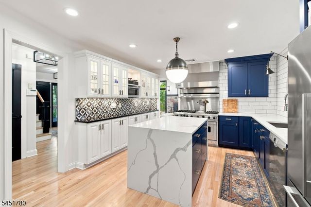 27 Sidney School Rd, Franklin Twp., NJ 08801