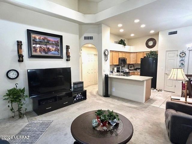 2372 W Via Di Silvio, Tucson, AZ 85741