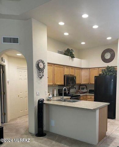 2372 W Via Di Silvio, Tucson, AZ 85741