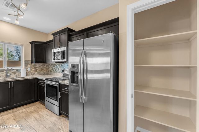 3345 E PINCHOT Avenue 12, Phoenix, AZ 85018