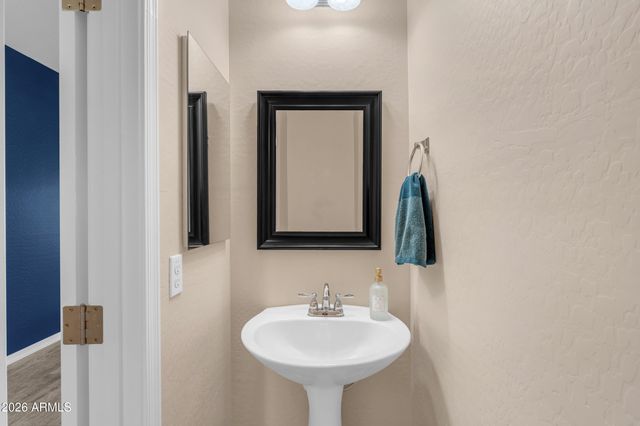 3345 E PINCHOT Avenue 12, Phoenix, AZ 85018