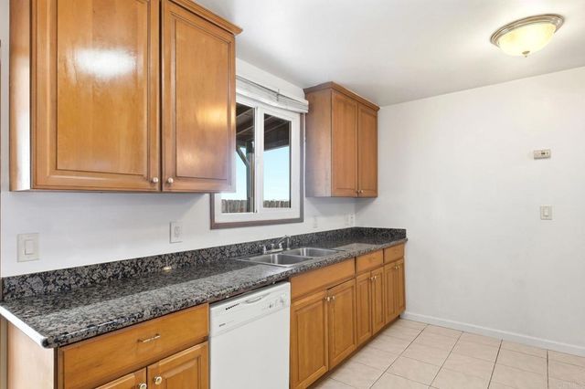 5744 46 Dream Street, San Diego, CA 92114