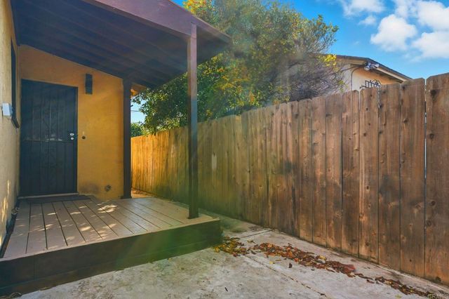 5744 46 Dream Street, San Diego, CA 92114