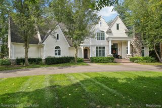 7651 Maple Ridge Court, Clarkston, MI 48346