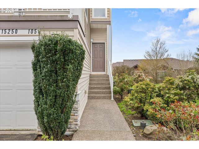 15250 Sw SPARROW Loop 105, Beaverton, OR 97007
