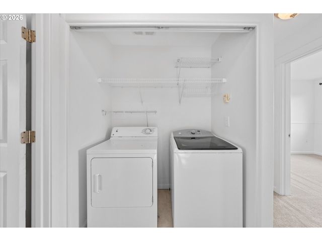 15250 Sw SPARROW Loop 105, Beaverton, OR 97007