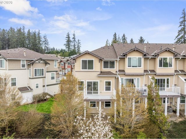 15250 Sw SPARROW Loop 105, Beaverton, OR 97007