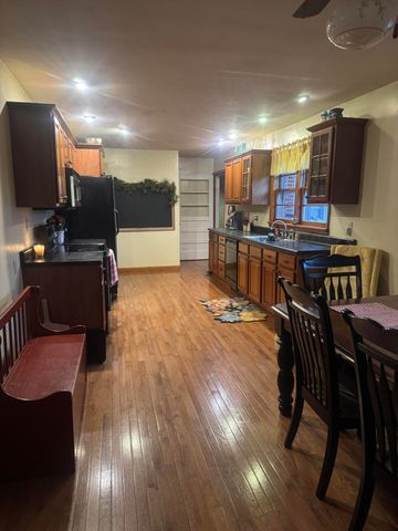 586 Harristown Road, Russell Springs, KY 42642