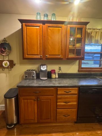 586 Harristown Road, Russell Springs, KY 42642