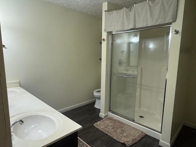 586 Harristown Road, Russell Springs, KY 42642