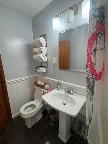 586 Harristown Road, Russell Springs, KY 42642