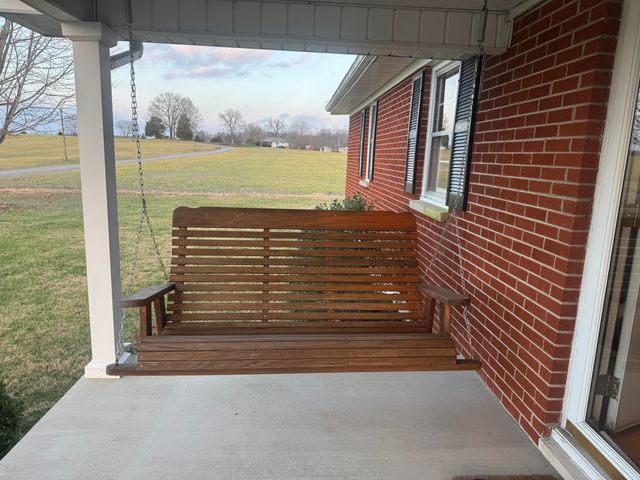 586 Harristown Road, Russell Springs, KY 42642