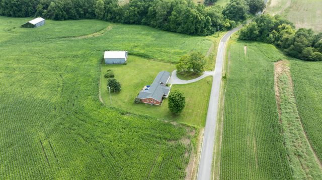 586 Harristown Road, Russell Springs, KY 42642