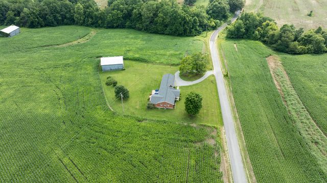 586 Harristown Road, Russell Springs, KY 42642