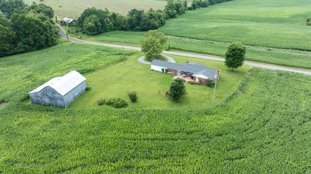 586 Harristown Road, Russell Springs, KY 42642