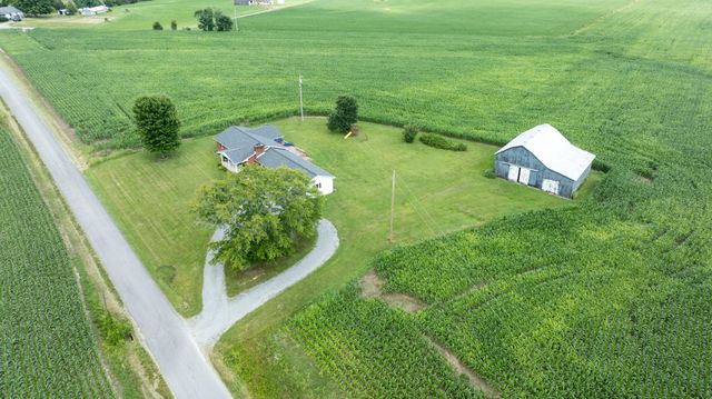 586 Harristown Road, Russell Springs, KY 42642