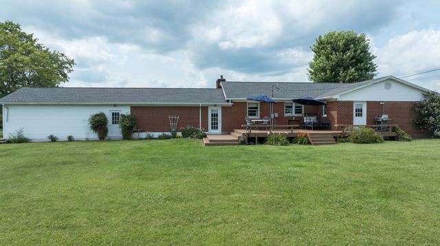 586 Harristown Road, Russell Springs, KY 42642